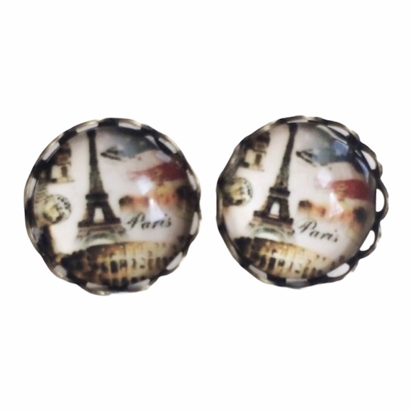thejeweladdict Jewelry - 3 for 15🎀 Eiffel Tower crown bronze tone studs